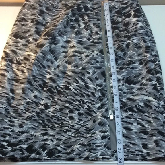 Talbots Gray, Black&White Pencil Skirt Side Zipper - Picture 5 of 8